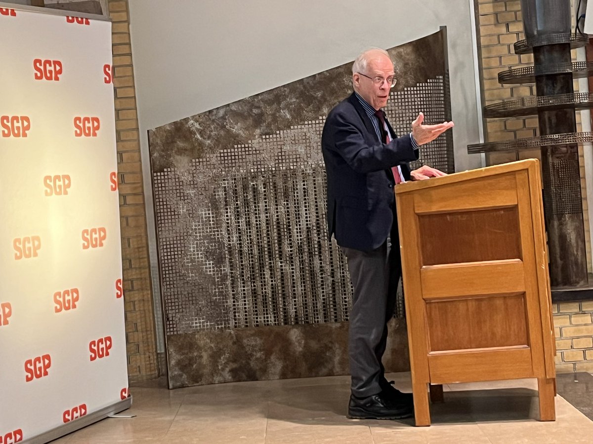 SGPInt's tweet image. Dr. J. Van Eck spreekt op de conferentie over ‘Bible and Integrity: about prophets and officials and prophetic officials’