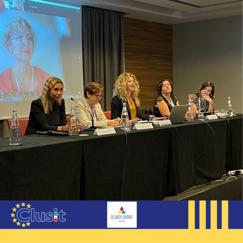 Clusit (@clusit) on Twitter photo 📣 #𝗦𝗲𝗰𝘂𝗿𝗶𝘁𝘆𝗦𝘂𝗺𝗺𝗶𝘁 𝗩𝗲𝗿𝗼𝗻𝗮
Presentata la pubblicazione delle <a href="/WomenForSec/">WomenForSecurity</a>
📖 𝗖𝘆𝗯𝗲𝗿- 𝘁𝗶𝗽𝘀 : 𝗴𝘂𝗶𝗱𝗮 𝗽𝗲𝗿 𝗴𝗹𝗶 𝗶𝗻𝘀𝗲𝗴𝗻𝗮𝗻𝘁𝗶 𝗽𝗲𝗿 𝗽𝗮𝗿𝗹𝗮𝗿𝗲 𝗱𝗶 𝗰𝘆𝗯𝗲𝗿𝘀𝗲𝗰𝘂𝗿𝗶𝘁𝘆 𝗮 𝘀𝗰𝘂𝗼𝗹𝗮.
Per richiederla: info@womenforsecurity.it 📣 #𝗦𝗲𝗰𝘂𝗿𝗶𝘁𝘆𝗦𝘂𝗺𝗺𝗶𝘁 𝗩𝗲𝗿𝗼𝗻𝗮
Presentata la pubblicazione delle <a href="/WomenForSec/">WomenForSecurity</a>
📖 𝗖𝘆𝗯𝗲𝗿- 𝘁𝗶𝗽𝘀 : 𝗴𝘂𝗶𝗱𝗮 𝗽𝗲𝗿 𝗴𝗹𝗶 𝗶𝗻𝘀𝗲𝗴𝗻𝗮𝗻𝘁𝗶 𝗽𝗲𝗿 𝗽𝗮𝗿𝗹𝗮𝗿𝗲 𝗱𝗶 𝗰𝘆𝗯𝗲𝗿𝘀𝗲𝗰𝘂𝗿𝗶𝘁𝘆 𝗮 𝘀𝗰𝘂𝗼𝗹𝗮.
Per richiederla: info@womenforsecurity.it