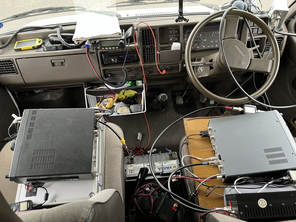 g6rby's tweet photo. #amsatrover spaghetti. Always difficult doing a rove from motorhome due to op vs satellite positioning which changes during day. This was last night and this morning’s op positions from outside the cab windows. ‘LEO to the left, MEO to the right, stuck in the middle with you!’ https://t.co/whjDOaBBJ3