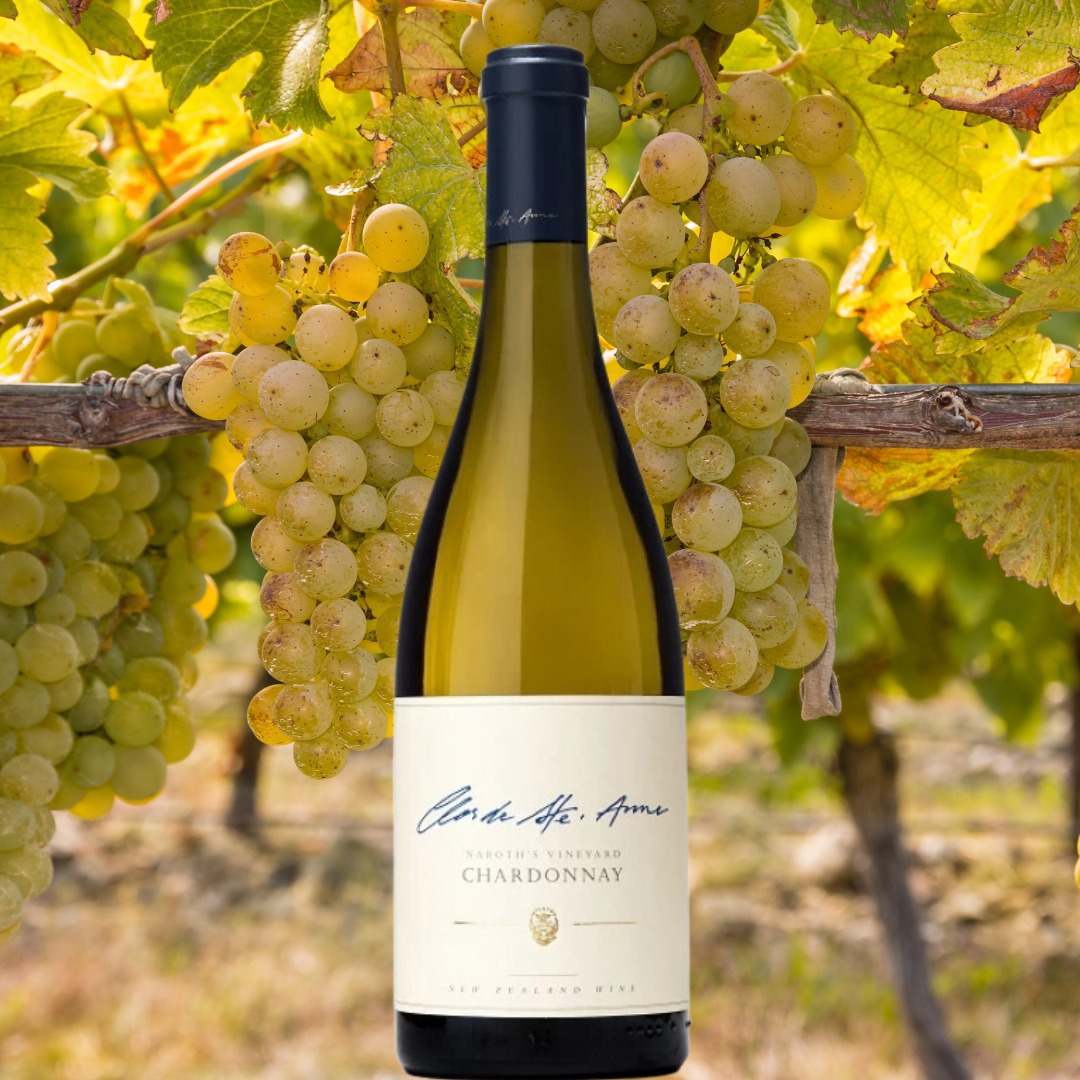 MEDDISSL's tweet photo. 🧐Este Chardonnay Millton Clos de Ste. Anne Vineyard de #MiltonVineyards se presenta con delicados perfumes a vainilla, almendras y riqueza plena en el paladar. Ricos sabores en capas y acidez natural lo hacen completo y delicioso.🥂 Lo tienes en https://t.co/BcrufWGgG0 #Vino https://t.co/ioXOuV1Fr8