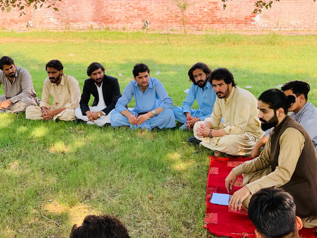 PSCIIUI's tweet photo. Pashtun Students Council hosted a study circle at new campus, focusing on the Israel-Hamas conflict and its global economic and prosperity implications.
The discussion also delved into the historical context of Arab nationalism.
#PSC_IIUI https://t.co/rakvk5lEiu