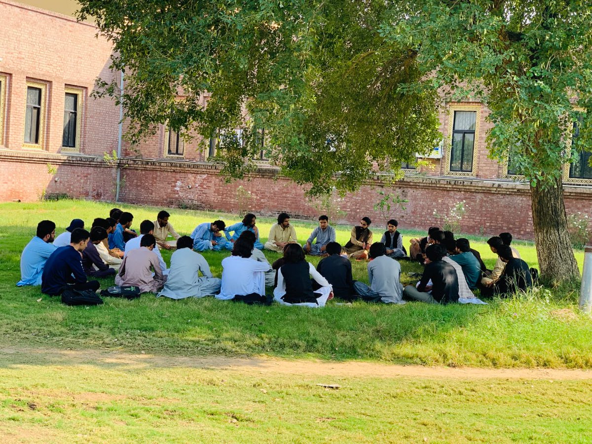 PSCIIUI's tweet photo. Pashtun Students Council hosted a study circle at new campus, focusing on the Israel-Hamas conflict and its global economic and prosperity implications.
The discussion also delved into the historical context of Arab nationalism.
#PSC_IIUI https://t.co/rakvk5lEiu