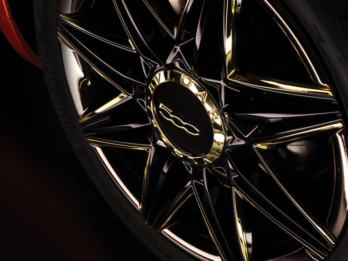 StellantisNAEsp's tweet photo. B.500 MAI TROPPO, la 'Dolce Vita' según Bvlgari.
@FIAT, @FIATUSA #FiatFun. @Bulgariofficial https://t.co/8eotE6hMQX