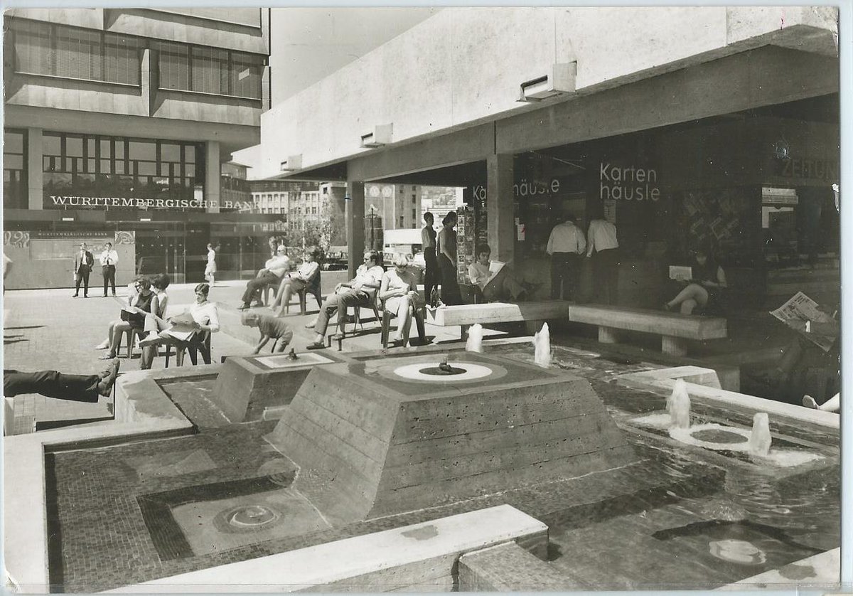 Wer hat hier auch früher seine Karten gekauft?

(via <a href="/kesseltv/">Kessel.TV</a> kessel.tv/postkarte-kart… )