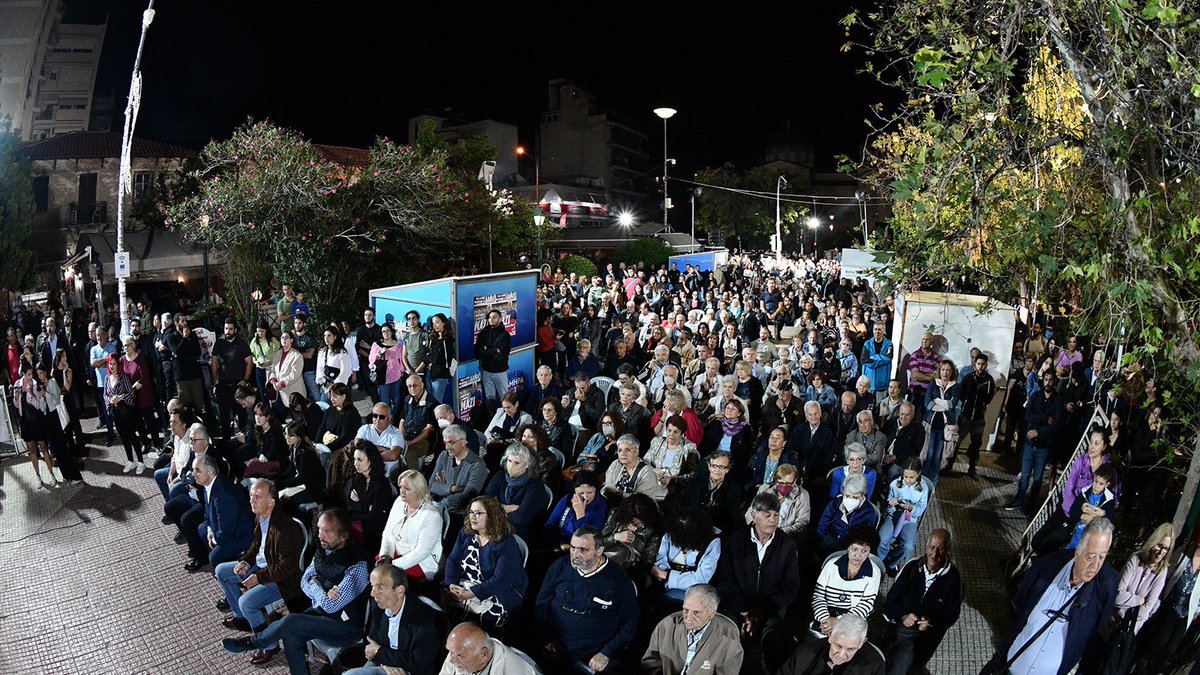 📌 Η μεγάλη συγκέντρωση της Λαϊκής Συσπείρωσης στην πλατεία Καισαριανής το απόγευμα της Πέμπτης έκανε  ξεκάθαρο αυτό που διαφαινόταν εδώ και μέρες από την θερμή υποστήριξη του κόσμου: Την Κυριακή η πόλη εκλέγει αγωνιστή δήμαρχο τον Ηλία Σταμέλο! 🔗 902.gr/eidisi/topiki-…