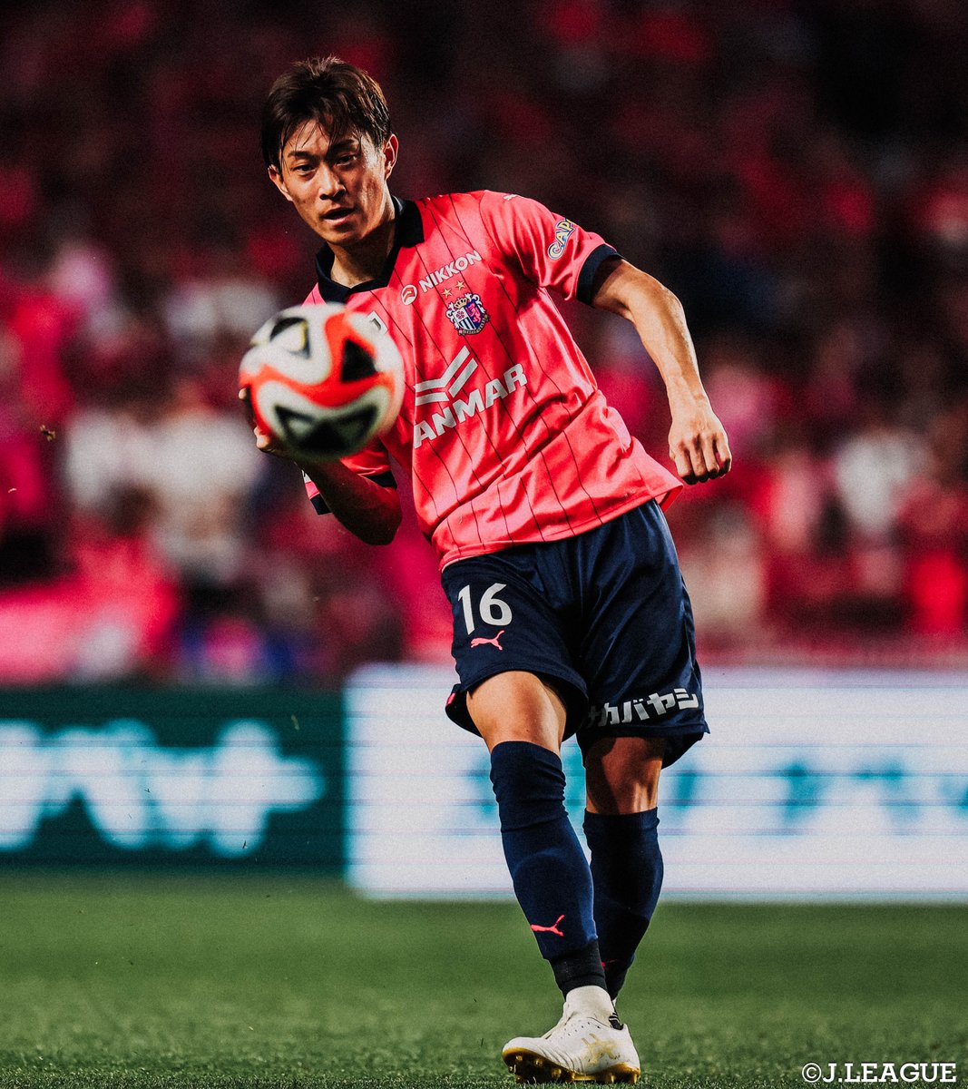 J_League tweet picture