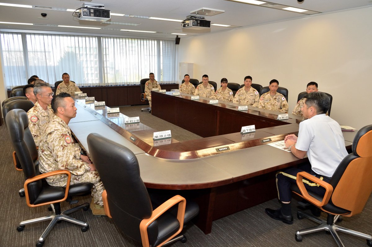 Japan_GSDF's tweet photo. On Oct 13, 14 members of #EasternArmy who will conduct HA/DR training to Djibouti Armed Forces reported their departure to GEN Morishita, CS, #JGSDF. They’ll arrive in #Djiboution 16th and conduct the training on heavy machinery operation and maintenance until mid-Dec.🇩🇯🇯🇵 https://t.co/aAqWEO6V0E