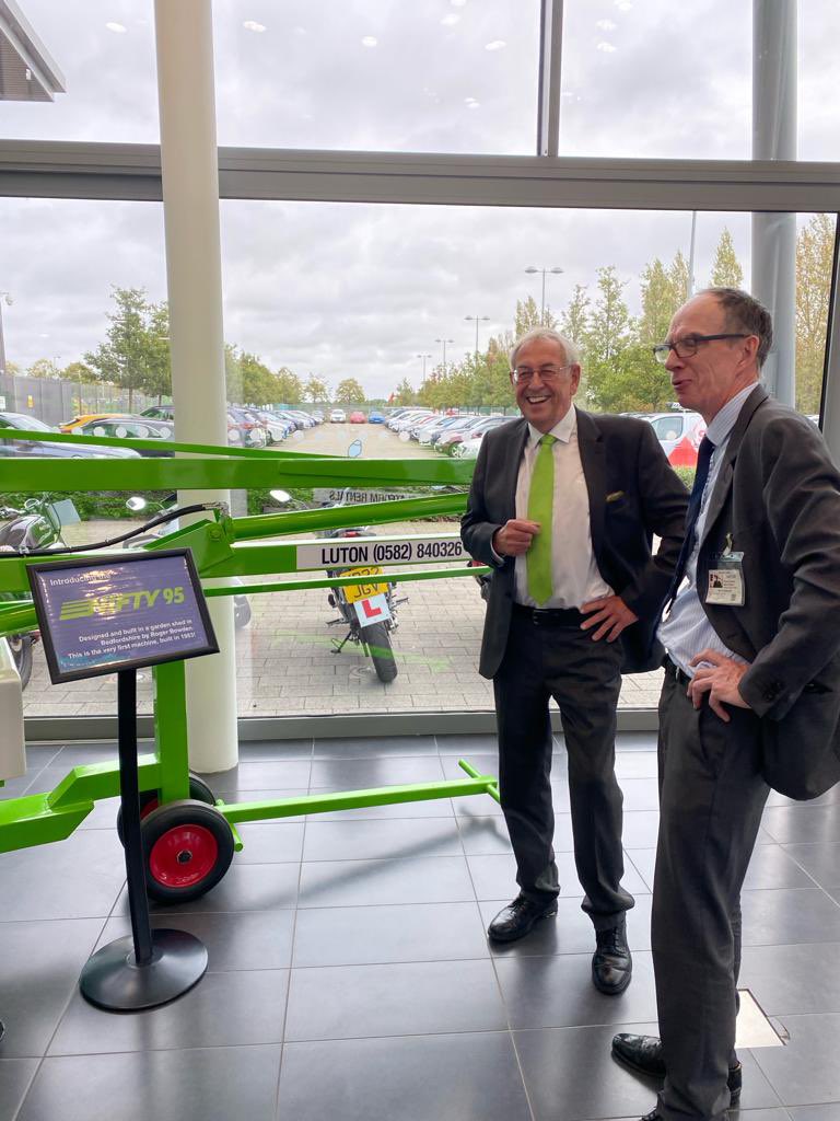 Thanks to all the contacts we met in Buckinghamshire on Wed and Thu for giving <a href="/DaveRamsden1/">Dave Ramsden</a> (Deputy Governor <a href="/bankofengland/">Bank of England</a>  #bankofengland) a clear view of what’s going on in the economy. <a href="/NiftyliftWorld/">Niftylift Worldwide</a> founder Roger Bowden showed Dave round their fascinating factory…