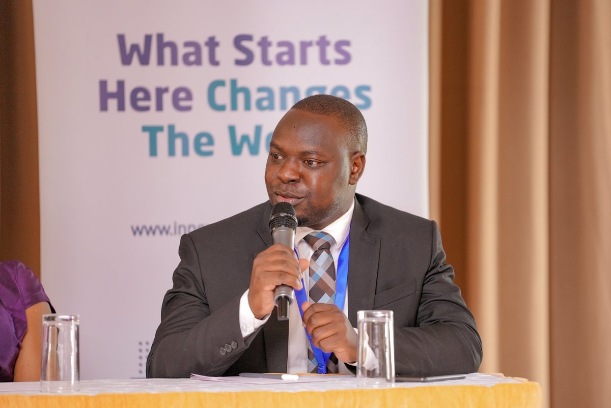FitspaUG's tweet photo. Leveraging Collaboration for Last Mile Users: Breakout session
Meet the panellists:
๐ธ Allen Najjuko - @TheVillageUG
๐ธ @MutebiHam - @turaco_insure
๐ธ @ckyazze - @AxiomZorn
๐ธ James Olany - @UgEquityBank
@ajmukembo steers the conversation as the moderator.
#FinTechConf23 https://t.co/8NPy0q6U9X
