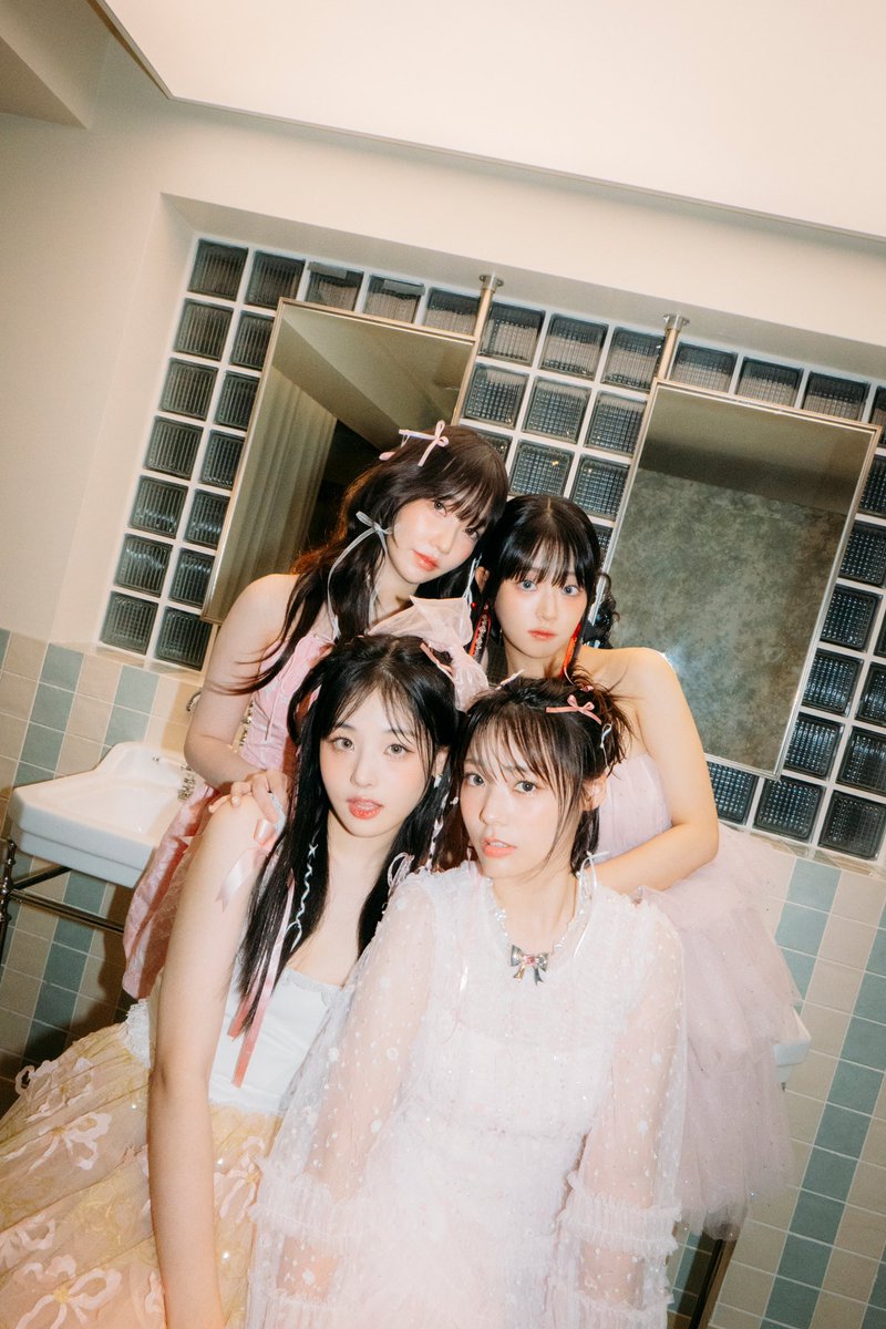 Harmony from Discord' D-5✨ Concept Photo #QWER Release : 2023. 10