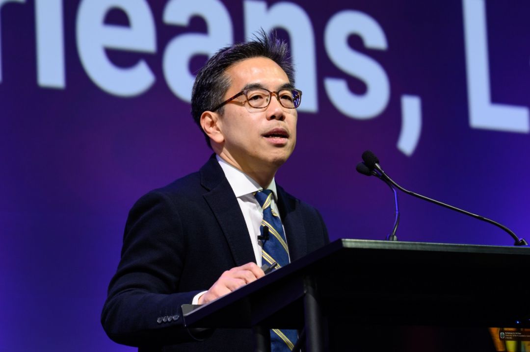 A remarkable #sight to see - Prof. Wong Tien Yin, Tsinghua's Vice Provost and Senior Vice Chancellor of Tsinghua Medicine, excelling in Vision and Ophthalmology. He's the first scholar in a Chinese mainland institution to earn this prestigious Friedenwald Award. #WorldSightDay