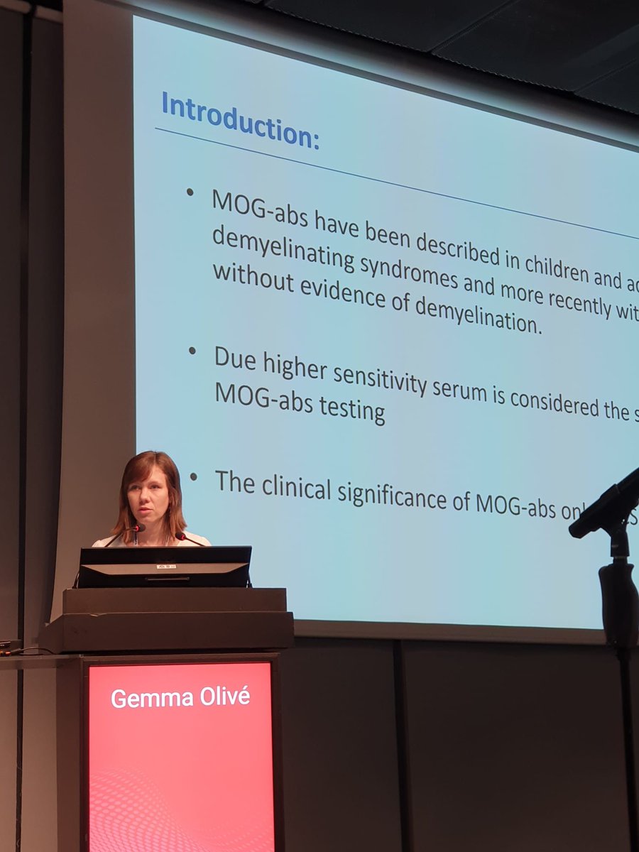 Gemma Olivé, neuropediatra de la nostra unitat, va presentar ahir també a <a href="/ECTRIMS/">ECTRIMS</a> amb el títol "Frequency and clinical relevance of CSF Myelin Oligodendrocyte Giycoprotein Antibodies in children"
