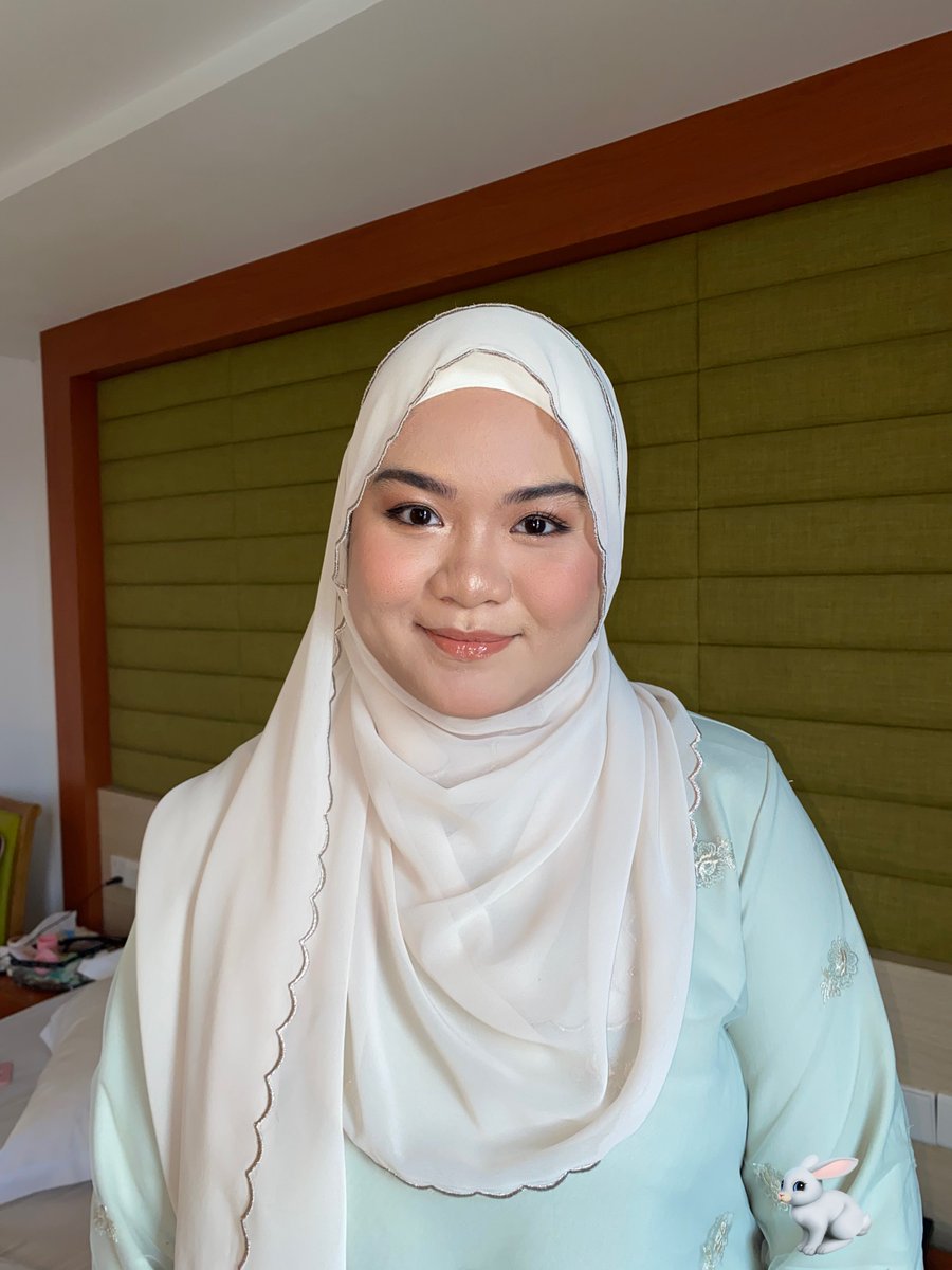 tteguri_'s tweet photo. Hello everyone ~ Im taking slots for Makeup Service (Convocation) this November! If you are interested to book, pls dm me or reply this tweet! 🐰🩷
#makeupservice #muashahalam #uitmconvo #convocation #mua #uitmshahalam https://t.co/r1SEn6wRkE