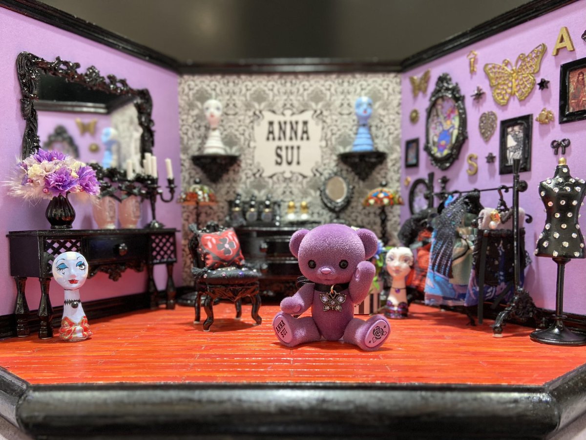 ANNA SUI×Honey Bearのコラボレーションが好評発売中！アナ スイの世界