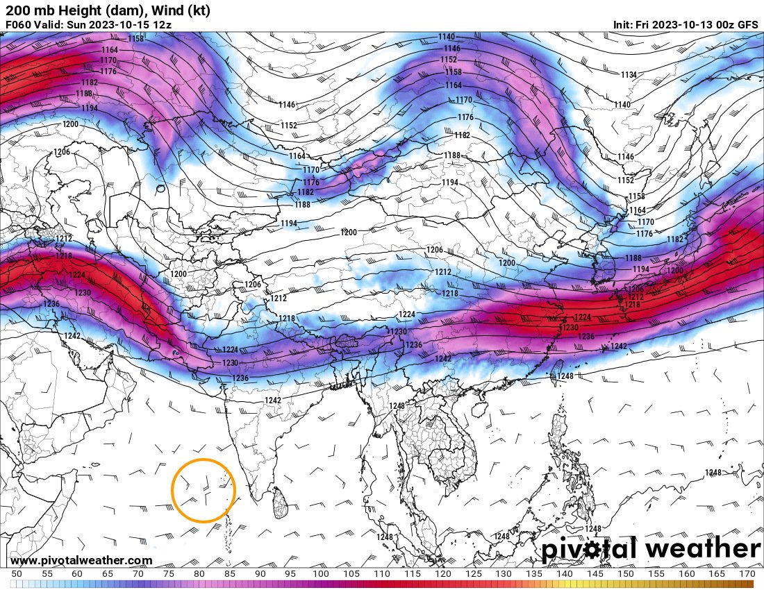 إنحدار التيار النفاث شبه المداري نحو شمال بحر العرب يعمل على كسر الشرقيات العلوية موجدا بذلك بيئة ملائمة لإحتضان ناشئة مدارية منتصف الأسبوع المقبل قد تتطور وقت لاحق نهاية الأسبوع لاسيما وأن بحر العرب يسجل إحترار أعلى من المعتاد، والمونسون الصيفي انحسر عن شمال ووسط بحر العرب..يتبع
