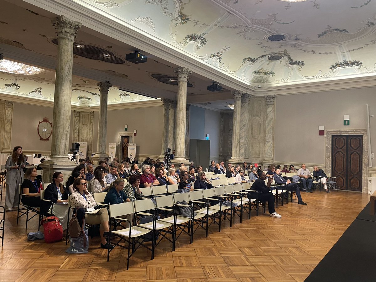 maurozanardo's tweet photo. @ponmetro1420 #lacittàsicuradisé energie sociali e innovazione urbana https://t.co/MzPO1rpq3I