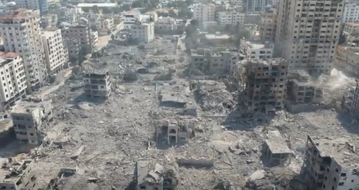 MALHACHIMI's tweet photo. Those who do this to #Gaza and those who support them and defend their horrific actions are morally bankrupt.

Those who pretend events of 7 Oct are the starting point of violence in #Palestine are liars. There is an ongoing brutal occupation there since 1948.

#Gazagenocide #Israel #IsraelFightsBack #IsraelPalestineConflict #palastine #Palestine #Palestina #PAKvsSL #IndiaWithIsrael #INDvsAFG #IndiavsPak #IndiaVsPakistan #PakistanCricketTeam #Pakistan #india