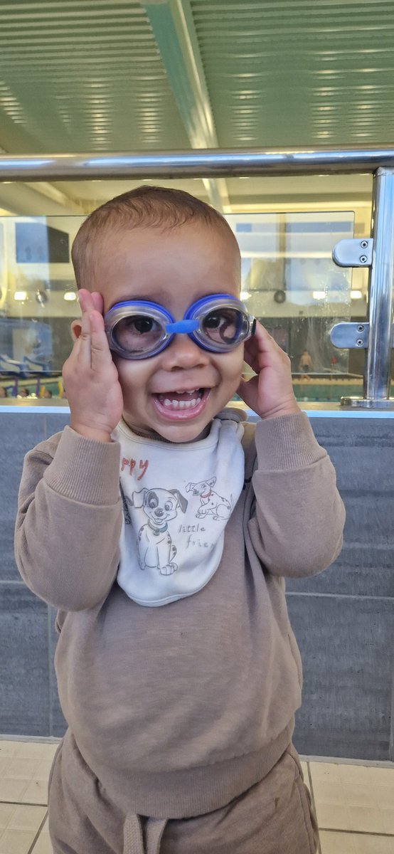 When he wants to swim rather than watching his big sister 
#littlebrother #cute #cheeky