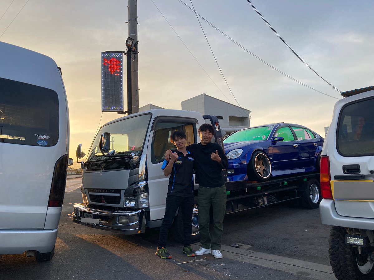 tete07010's tweet photo. お腹を満たした後はOFFMODEさんへ🚗
@OFFMODE2017 

仕事用の車を購入しました！
いつも応援ありがとうございます😆 https://t.co/ls2nNbihZ1