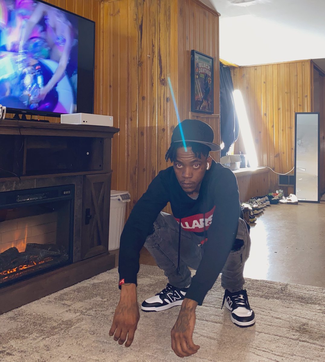 Ebkfoe_'s tweet photo. #Ebkfoe #Chicago https://t.co/MsLqXiXGrj