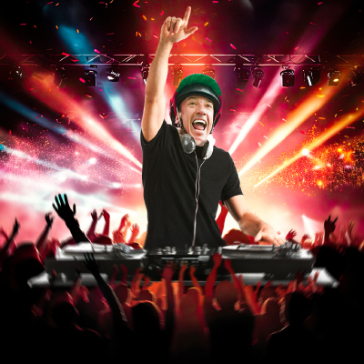 From Jockey to Disc-Jockey... I'm ready🎶

Tomorrow evening I'm joining <a href="/cumminz_/">Cumminz</a> at the after Racing Stage to mark my final race-day at <a href="/NewmarketRace/">Newmarket Racecourse</a>. Starting around 5:15pm down at the Boulevard! 

Frankie Says... Dance! 🤣