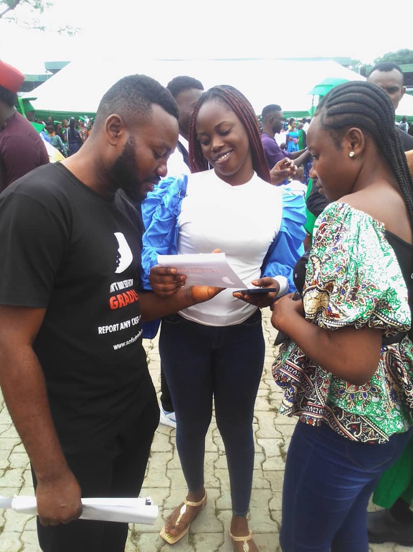 sofadondo's tweet photo. @sofadondo_advocacy Abuja Chapter was at the University of Abuja last week for their convocation ceremony.
At the event, we sensitized the outgoing and present students on the ills of #sexforgrades and #gradesforsex.
We won't stop until the menace is over.
 #sexforgrades https://t.co/eJ8xGCtNTu