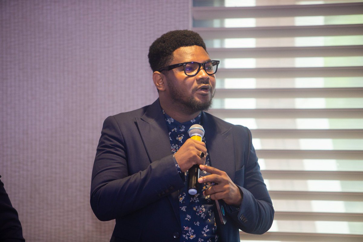BudgITng's tweet photo. CTAP Project Leads for @BudgITng and @Connected_dev, @Bolarinwaiyanu & @HaliluMukhtar shared success stories, including how the project started and morphed from Covid-19 fund accountability to vaccine equity and health sector accountability. #CTAPHealthSummit https://t.co/1xqrMZ8msS