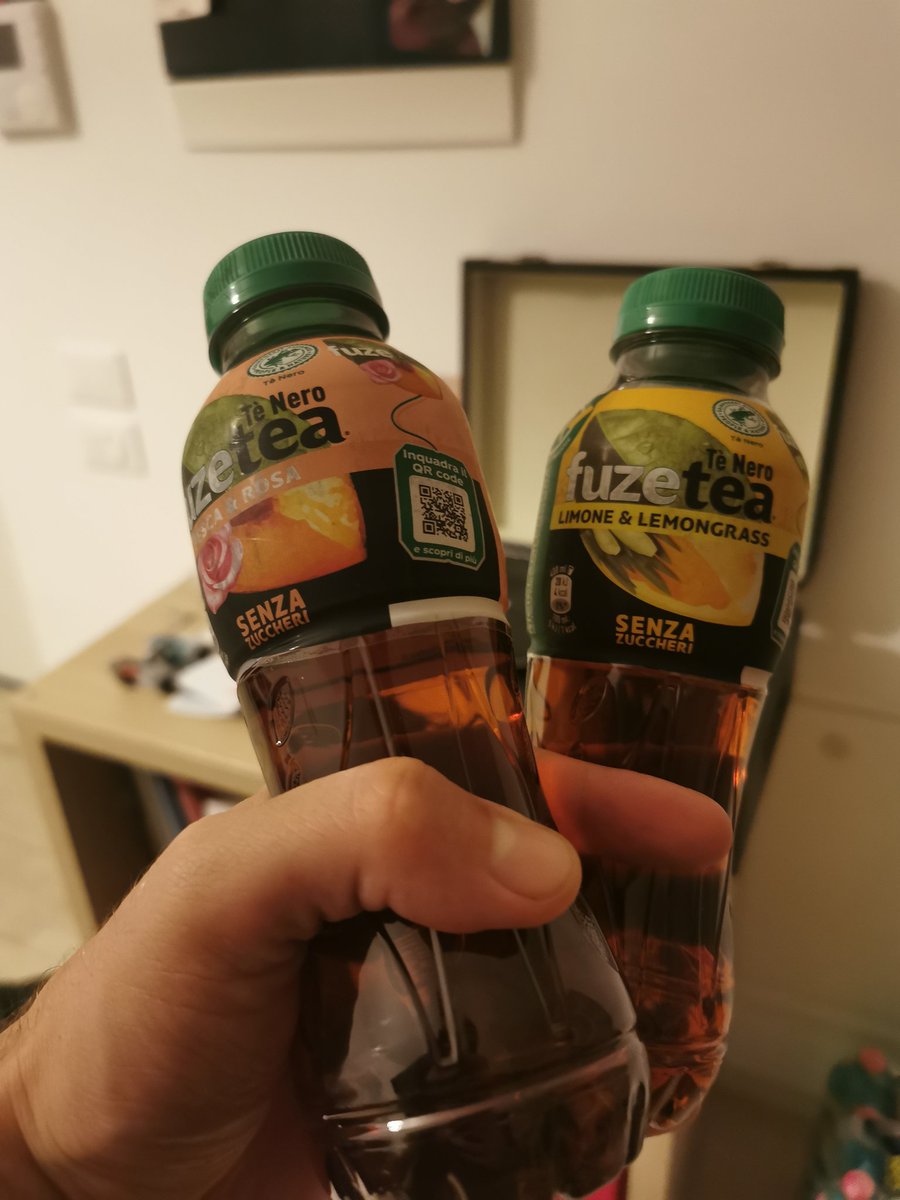 FelTroncone's tweet photo. #FuzeTeaTuttoLAnno #MadeOfFusion #FuzeTea #GiftedByFuzeTea https://t.co/aVOuj8bLwc