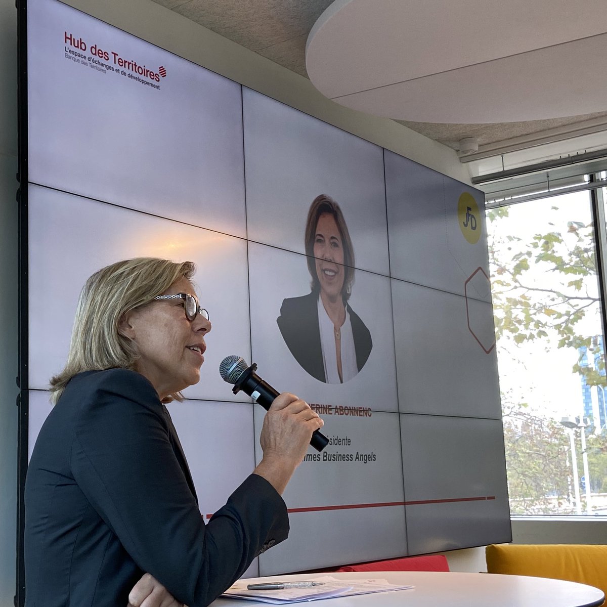 joinjfd's tweet image. .@HakimaBerdouz @inya_11 @cnenno @femmesBA nous dévoilent les clés d’un dossier de candidature qui fait la différence au prix #lesMargaret. 

Posez vos questions et entrez dans la confidence bit.ly/3ttp89Q !
#HubdesTerritoires