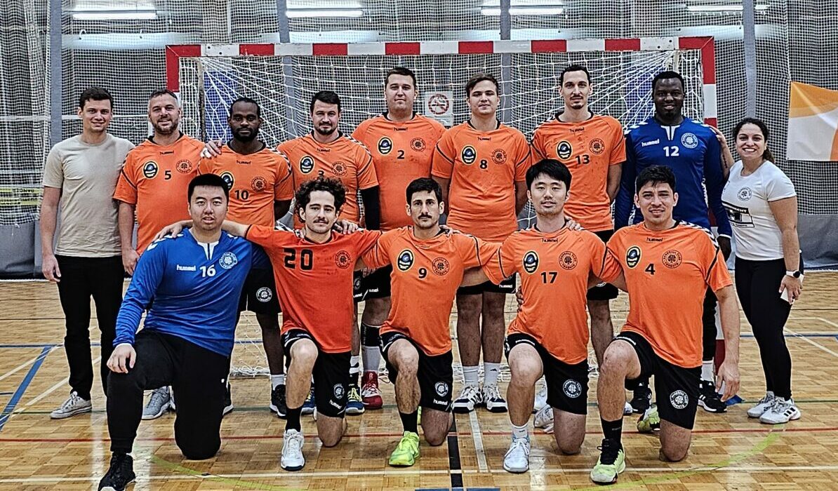 HandballOntario's tweet photo. @HandballClubTO men's team had another strong performance this past weekend, winning 🥈 at the @celtiquehandball Thanksgiving Tournament. Check out https://t.co/AYD1CEAKGe for more
 🥅🤾

Want to join the club? Visit https://t.co/r8CeBGiK4W

#handball #toronto #celtique #quebec https://t.co/AaYxcoeXJj