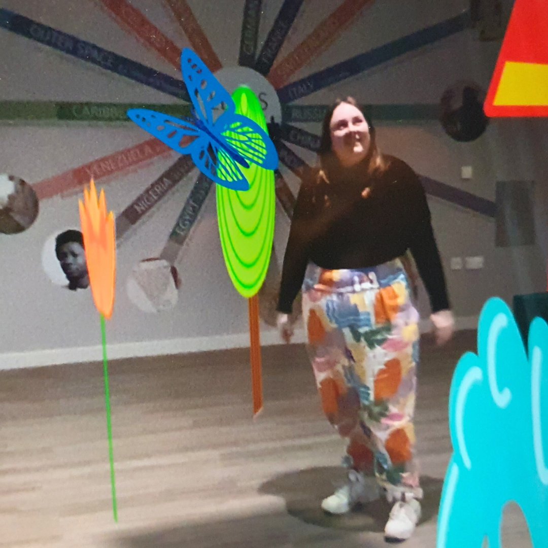 TONIGHT!

Come and experience ‘No One Is An Island’, an augmented reality experience and interactive art map co-produced by <a href="/leedshighrise/">The Highrise Project CIC</a> with local refugees, asylum seekers, and migrants.

University Zone No.48 @LightNightLeeds 
#ArtInTheDark