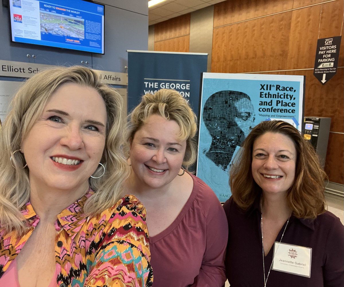 geo_knitter's tweet photo. UNO’s Omaha Spatial Justice Project at the excellent Race, Ethnicity, and Place conference! #REPDC @UNOmaha @UNOmahaCAS @SchwalbCtr https://t.co/ksEemsmwLo