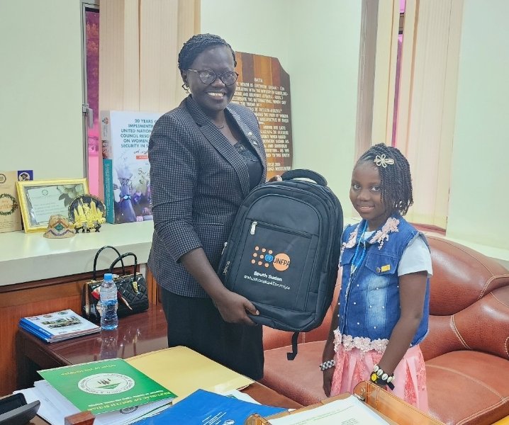 robertsjurugo's tweet photo. Great discussions with the Minister of Gender today on supporting and uplifting girls in South Sudan. #Rep4ADay Genesis leading the way! #LetGirlsLead #Musharaka4Tanmiya
@OlajideDemola
@UNFPASouthSudan @unfpayapss @FlorenceDuku https://t.co/CqWs8fIAtu
