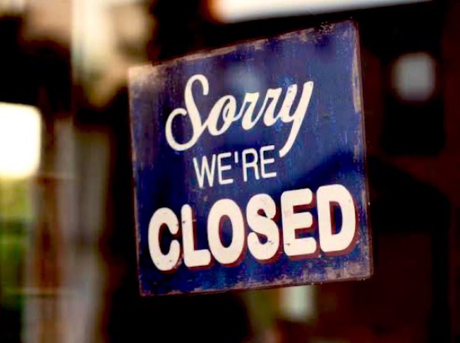 Plaza memurları 🙋🏻‍♂️

Kıskanıyorum arkadaş sizi ya…

Başa dönme şansım olsa
9-17 memuru olmak isterdim

5 gün çalış, 2 gün yat
Arayan soran yok

Süper 🎼🎬

Bu arada

Siz rahat rahat tatil yapabilesiniz diye

Hafta sonu daha çok çalışan bütün güvenlik memurları adına

İyi tatiller