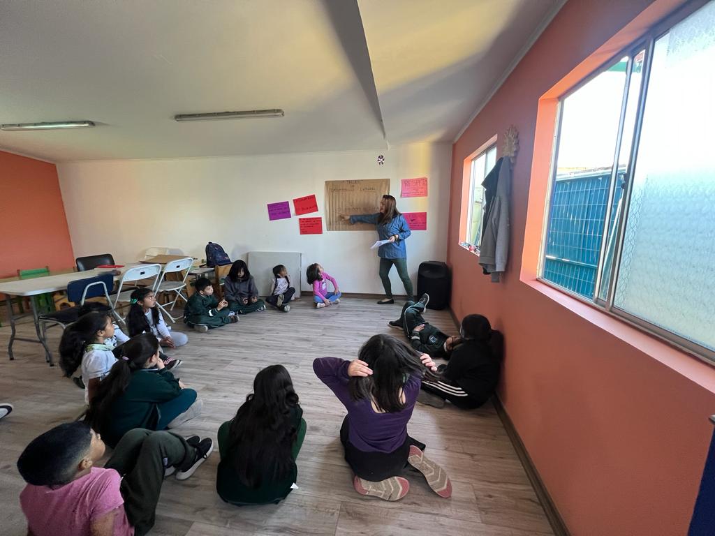 SLEPHuasco's tweet photo. ✅En el marco de nuestro convenio con @SernamEGAtacama, compartimos imágenes de las actividades del #Programa4a7 que realizan las y los estudiantes de la Escuela El Olivar.
➡️En esta oportunidad, las y los estudiantes realizaron diversas actividades de desarrollo integral. https://t.co/LM1kRbCKRJ