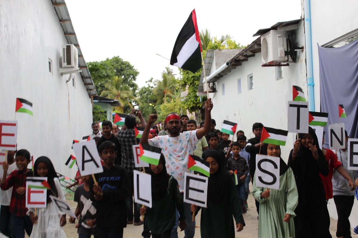 Today, the community of Kihaadhoo stands in solidarity with the people of Palestine. We condemn the attacks and violence, and we urge for peace and justice.
We send our thoughts and prayers to the brave people of Palestine during this difficult time. 🇵🇸💔
#FreePalestine