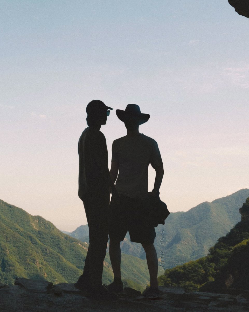 max_maks_'s tweet photo. ⛰️ https://t.co/pO304JtJEv