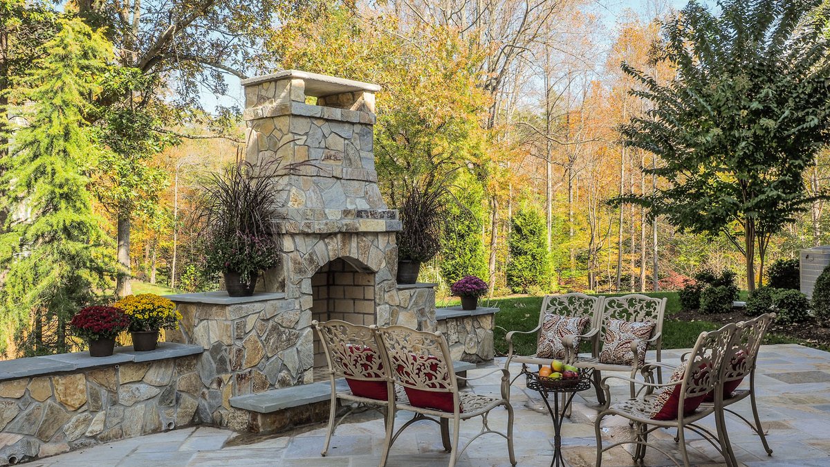 Embrace the beauty of the great outdoors from the comfort of your home! 🌿 Our outdoor living designs make every day feel like a vacation. Ready to transform your backyard? Contact us for a free consultation. #OutdoorLiving #HomeDesign