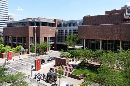 AlysonGerwe's tweet photo. @NathanBinns86 @archeohistories I live in Cincinnati and love the @cincylibrary (the heartbeat of our community), but I wouldn’t call their main branch beautiful like the old one. https://t.co/WTWnAAGUWR