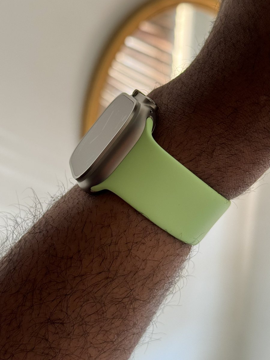 LEX_CARTER85's tweet photo. Good Morning,
Today’s look ☺️
#AppleWatchUltra2 #Sprout #SoloLoop 🥹 https://t.co/cu5lGiEVFQ