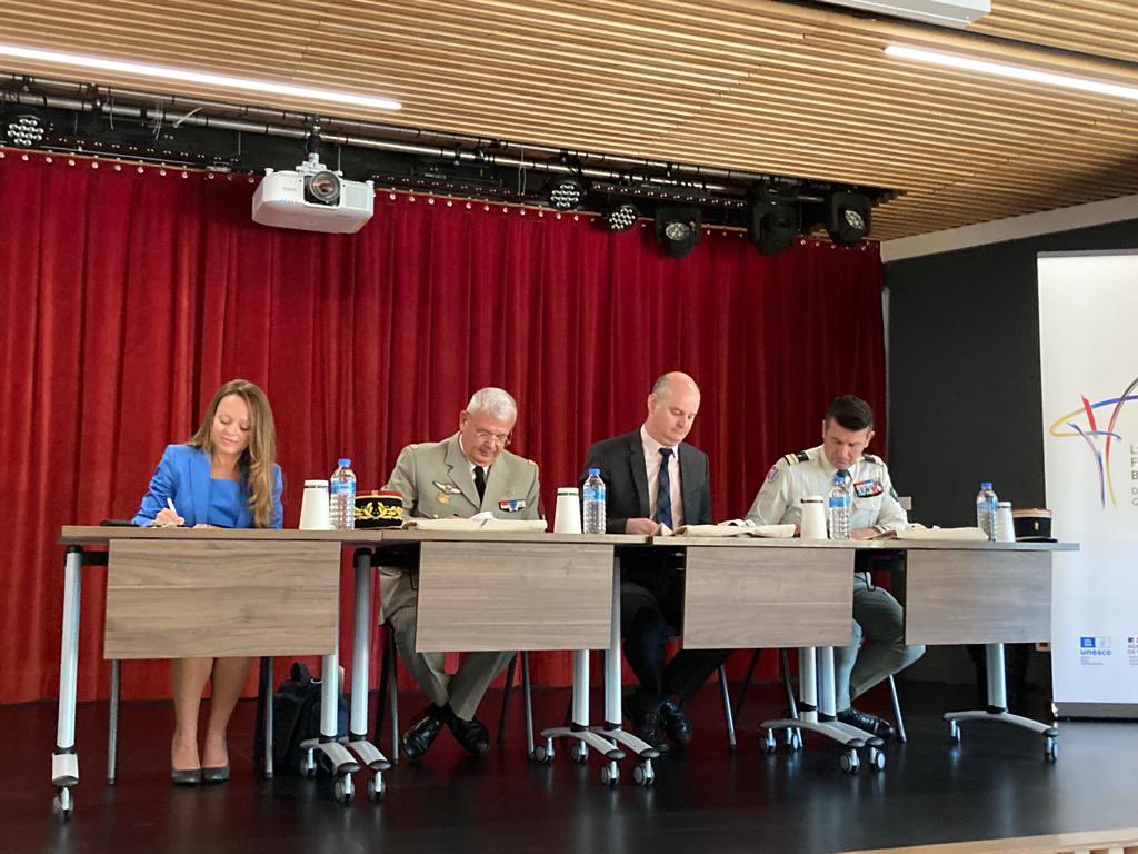 Lycée Franco-Allemand tweet media