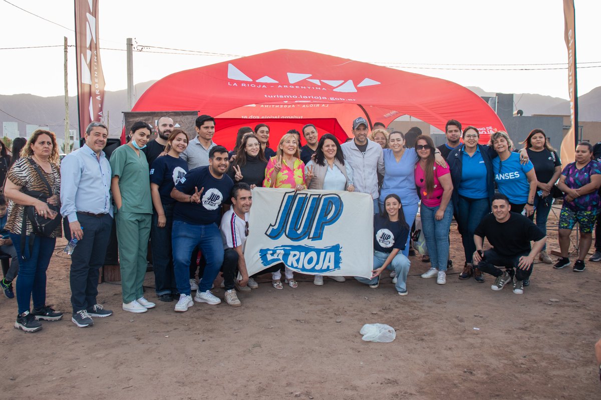 😍 Ayer fuimos al abordaje territorial en barrio Las Talas junto a <a href="/joserosaok/">José Rosa</a>, donde se brindaron diferentes servicios para la comunidad vecinal de la zona.
