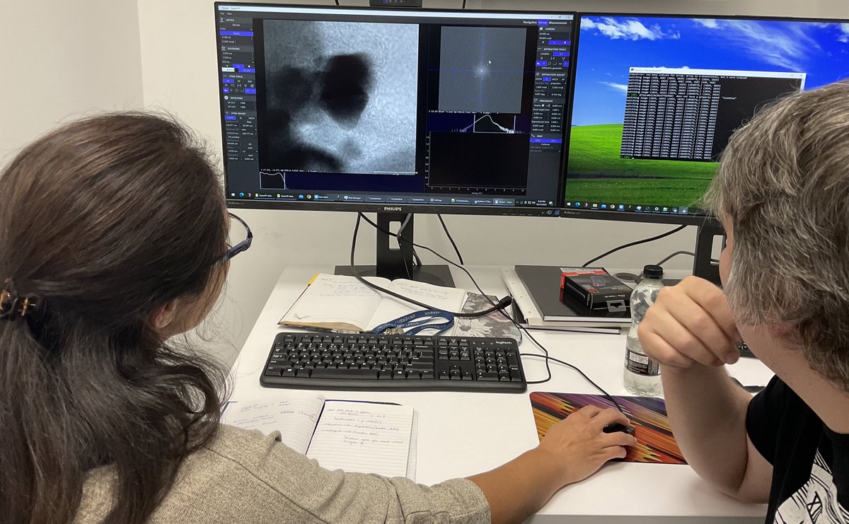 Leeds Electron Microscopy and Spectroscopy Centre tweet media