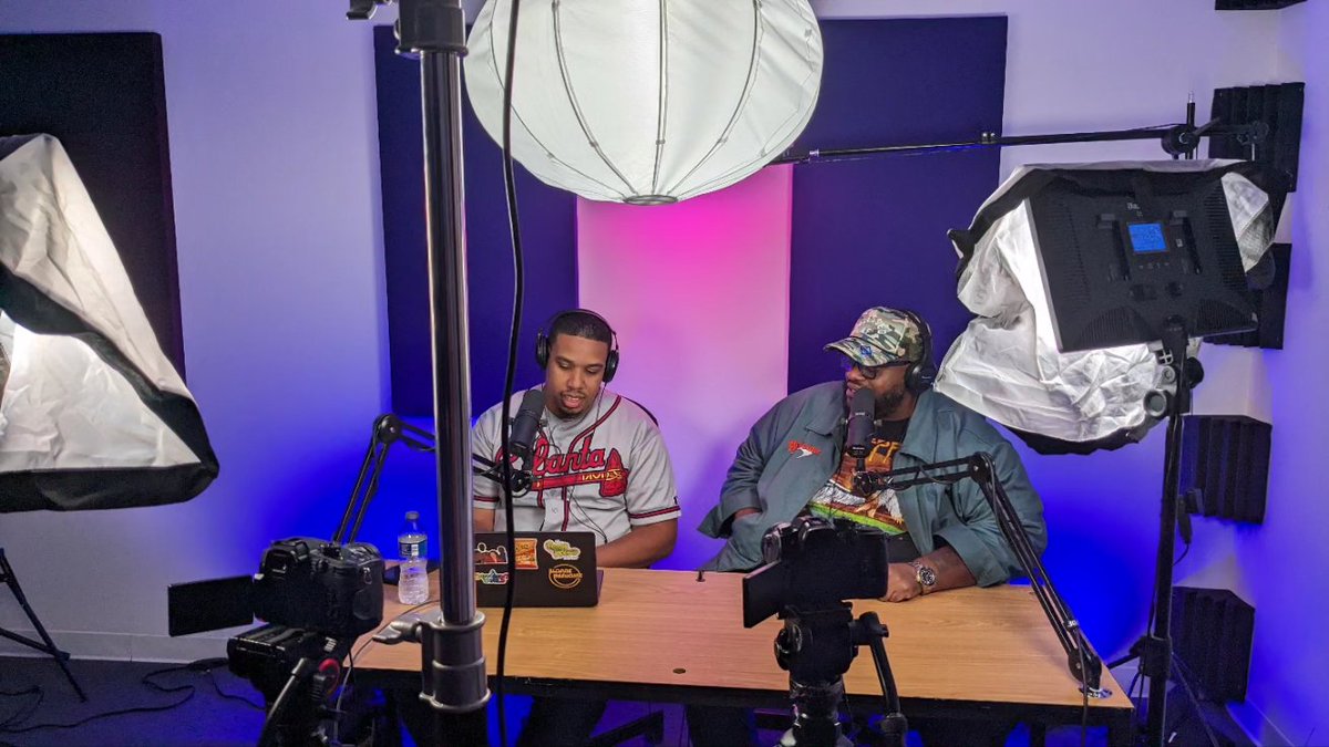 Do You Validate tweet media