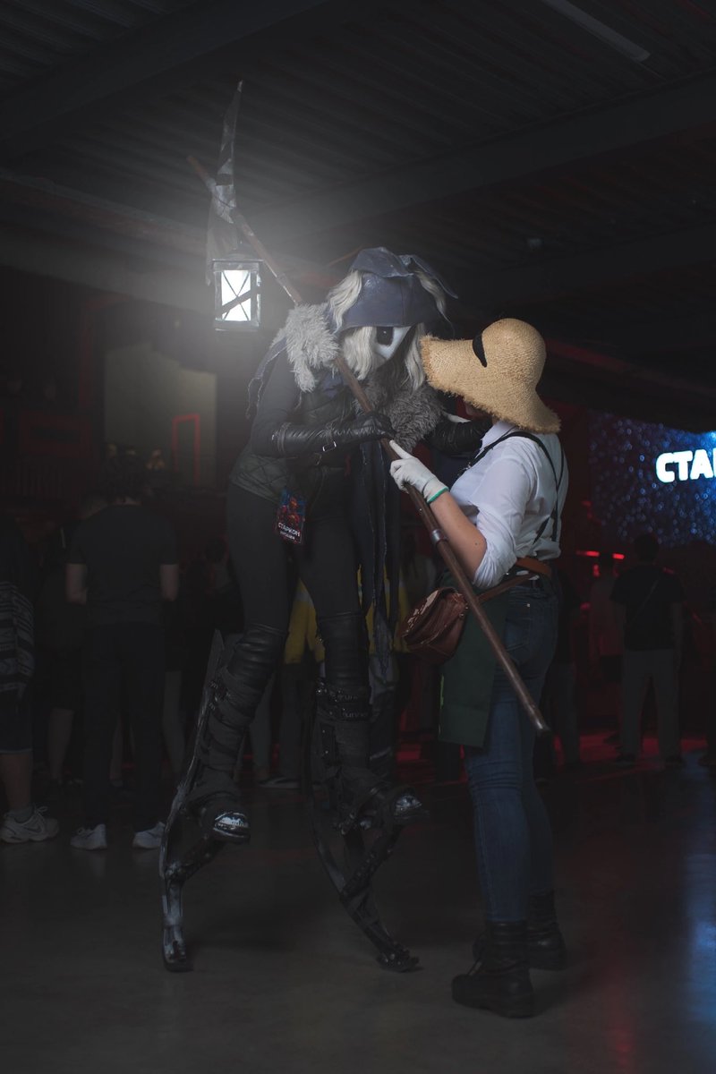 joysanni17's tweet photo. #IDV #IdentityV #IDVCosplay #IdentityVCosplay #EmmaWoods #LisaBeck #NightWatch #Ithaqua #cosplay https://t.co/abMfuSx4d9