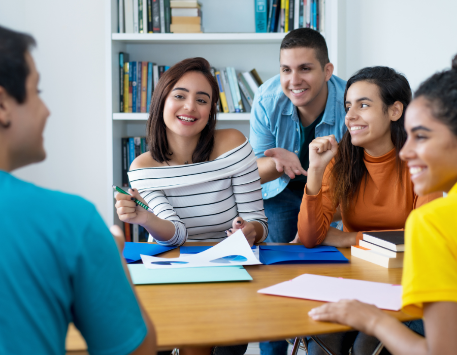 unesco_iesalc's tweet photo. 💡Latin American youth proposed 6 pillars to achieve changes in the region through innovative learning: quality and relevance, inclusion and accessibility, internationalization, global citizenship, technology and environmental protection.

▶️ Learn more: https://t.co/TyvjNee2Xo https://t.co/uiPrKUOizm