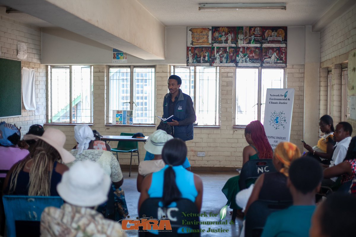 ManeleMpofu's tweet photo. HARARE: WORLD CLASS CITY BY 2025?

1/ @networkforenvi1 &amp; @ChraHarare facilitated a training on environmental law in Mbare &amp; Warren Park. @ZELA_Infor was invited to share expertise on the intricate web of legal frameworks &amp; instruments that shape &amp; govern dynamic urban landscapes. https://t.co/6gEWn0aPKl