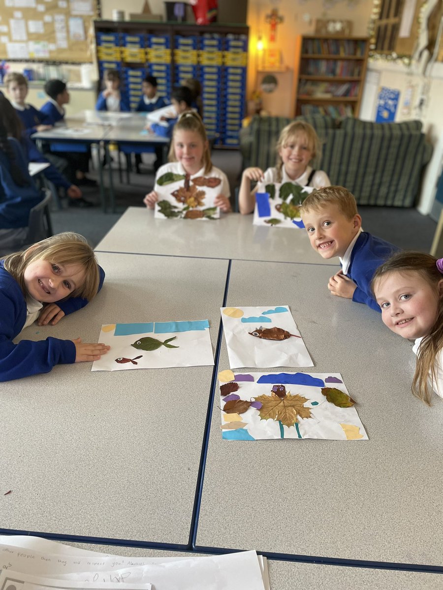 stjosephskly's tweet image. Happy smiling faces after a lovely afternoon creating autumn inspired pictures 3 #OakClassRules