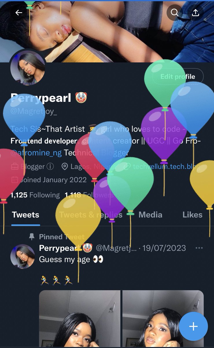 Magretjoy_'s tweet photo. Got balloons 🎈 today 

Happy birthday to me 🥰🥰 https://t.co/9LwKBRtDMP