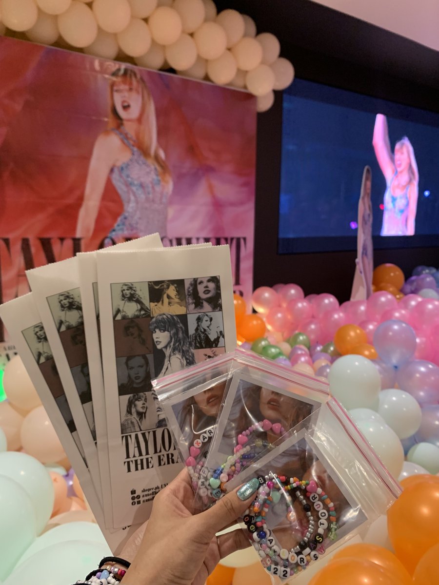 UnoffNationLtd's tweet photo. ✨D-DAY✨

Welcome to Eras Tour! 💃💃💃

Still available eras merch.
🖇️ https://t.co/ksoGW8M6oo

#TheErasTourFilm
#TaylorSwift https://t.co/iYZk3SRY6y